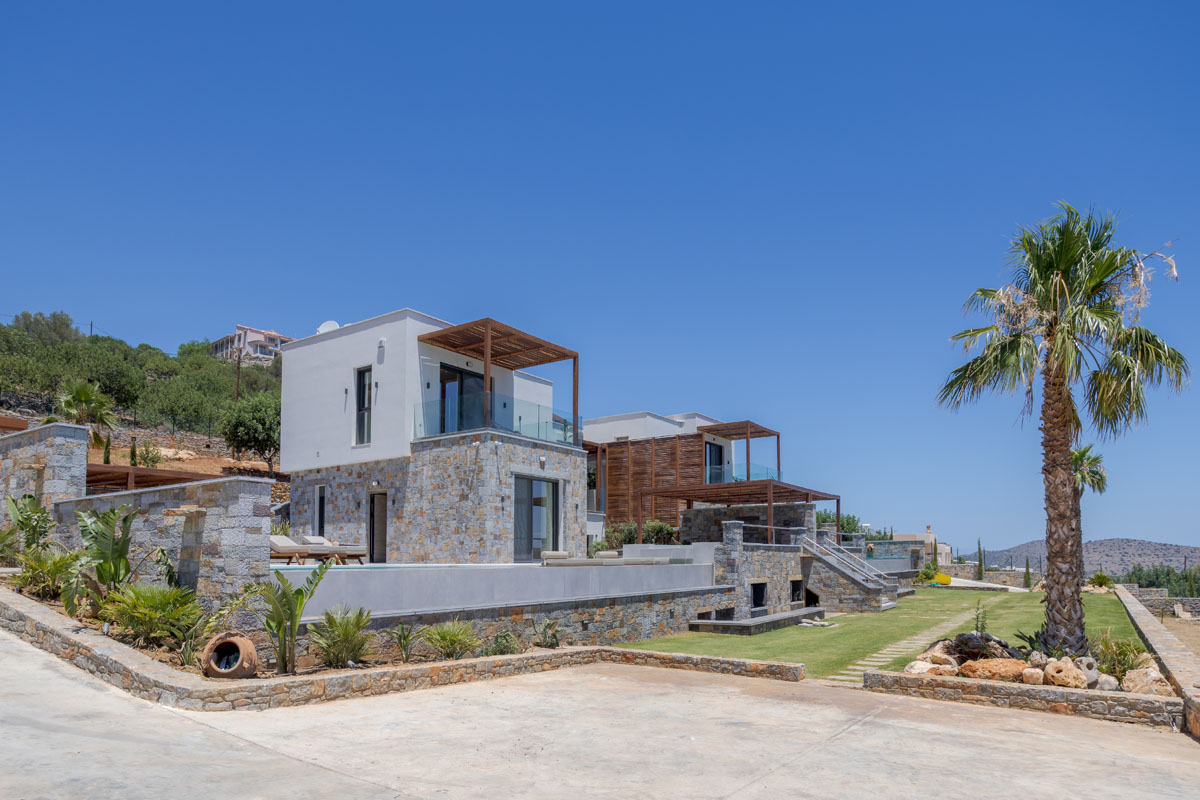 Zeus Luxury Villas